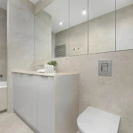 Domaniewska With Parking Mokotow By Renters Prestige *