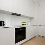 Domaniewska With Parking Mokotow By Renters Prestige * Warszawa