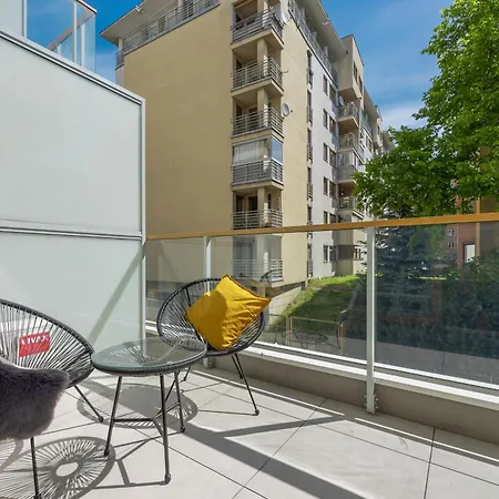 Appartamento Stylish With Air Conditioning And Parking Near The Airport By Renters Prestige Varsavia