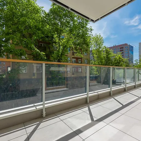 Domaniewska With Parking Mokotow By Renters Prestige Apartament *